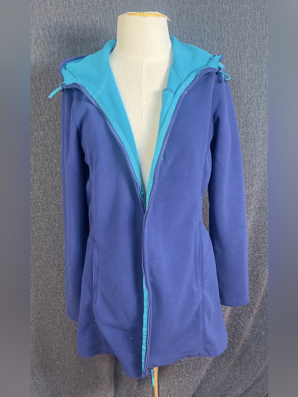 Athleta Blue and Teal Hooded Fleece Jacket